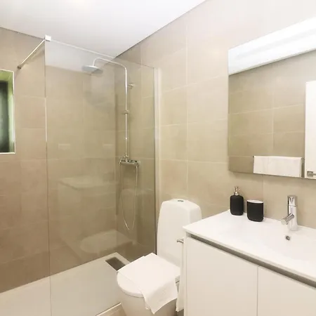 Daire Quinta Varcandas - 4 By Casas *