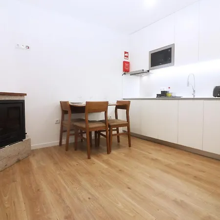 Quinta Varcandas - 4 By Casas Daire