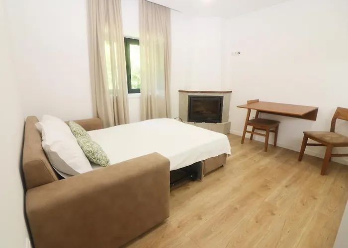 Quinta Varcandas - 4 By Casas 아파트 제어스